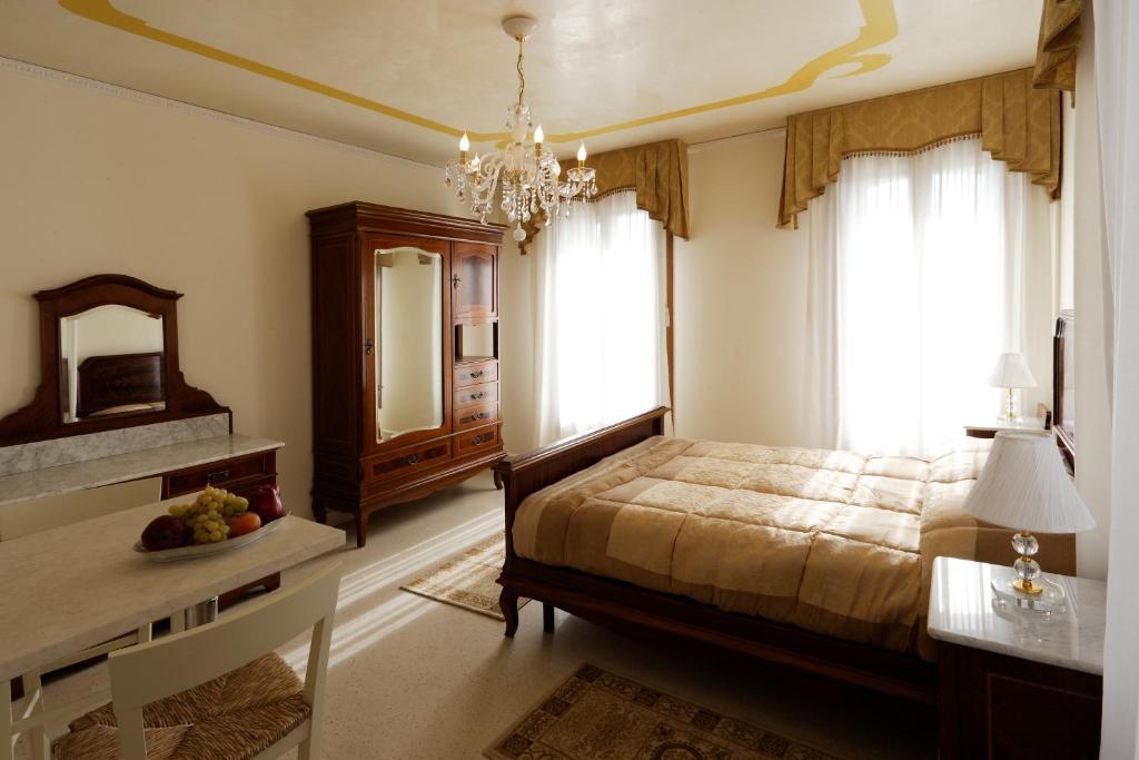 Barchessa Levi Morenos B&B Mira  Oda fotoğraf